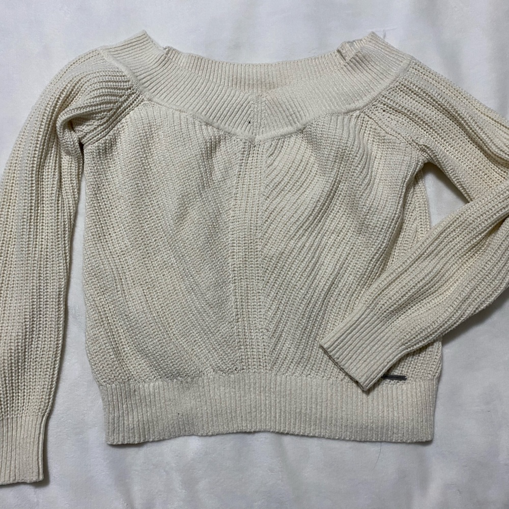 Abercrombie & Fitch Crop Sweater